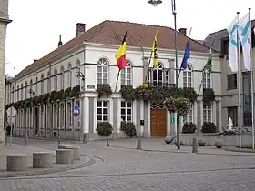 (nl) Gemeentehuis