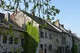 Maisons anciennes quai du Batty.