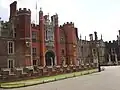 Le château d'Hampton Court.