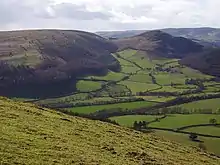 Vue de Hanter Hill et de Hergest Ridge depuis Bradnor Hill.