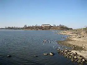 L'île de Harakka vue de Kaivopuisto, en 2008