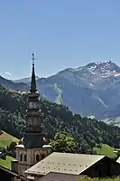 Le clocher de l'église de Hauteluce.