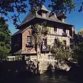 Moulin fleuri sur la Scie.