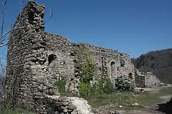 Ruines de l'ancienne église Saint Sauveur d'Hautpoul.