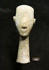 Tête d'idole cycladique, 10 cm, -3200 / -2800.