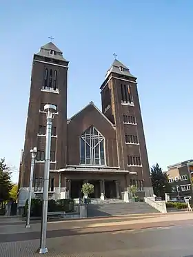 L'église Saints-Pierre-et-Paul, à Heembeek