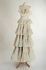 Robe "Heiress" en lin plissé, 1957, Sybil Connolly