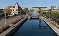 Vue sur le canal à travers Helmond