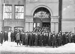 Employés de l'usine Indian Motocycles de Springfield en 1923