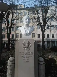 Henri Gorjus, buste en marbre