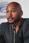 Henry Simmons (en) interprète de l'agent Alphonso « Mack » MacKenzie