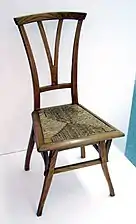 Chaise en bois, Boekentoren de l'université de Gand (1895).