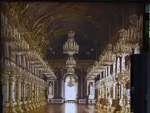 Intérieur : Galerie des glaces.