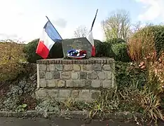 Le monument aux morts.