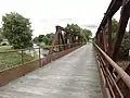 Pont de l'ancien chemin de fer, où passe maintenant la voie verte.