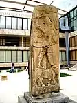 Stèle du dieu de l'Orage sous son aspect hittite-louvite, Tell Ahmar. Musée national d'Alep.