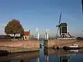 Heusden, moulin sur le port