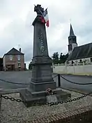 Le monument aux morts pour la patrie.