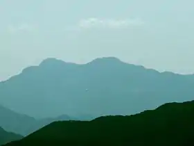 Vue du mont Hiko depuis le mont Sarakura.