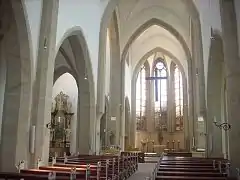 Intérieur de l'église Saint-Michel