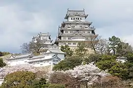 Le château de Himeji, emblème de la ville.