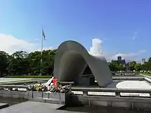 Cénotaphe du parc de la Paix, Hiroshima, 1952