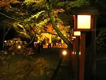 Le festival Momiji matsuri (もみじ祭) au sanctuaire Hiyoshi-taisha.