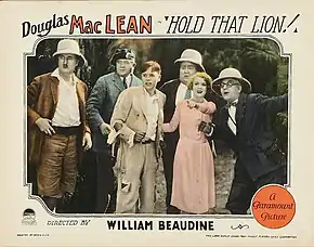 Description de l'image Hold That Lion lobby card 2.jpg.