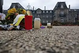 En face de la préfecture du Haut-Rhin, à Colmar