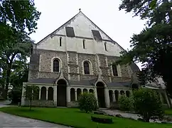 Hôpital Saint-Jean l'EvangélisteHôtel-Dieuactuellement musée Jean Lurçat et de la Tapisserie contemporaine