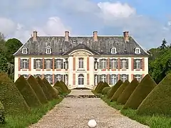 Façade du château.