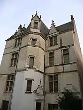 Façade nord de l'Hôtel Goüin.