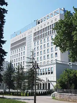 l'Hôtel Metropol, 1955-1958