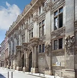 Hôtel de Clary (ou hôtel de pierre) : façade sur rue.