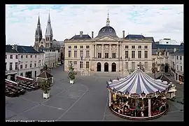 Hôtel de ville.