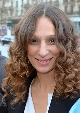 Houda Benyamina en 2017, lors du déjeuner précédant la 42e cérémonie, où elle remporte le César du meilleur premier film.