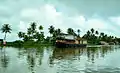 Kettuvallam sur le lac Vembanad