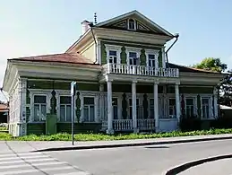 La maison Zassetski, typique de l'architecture en bois de Vologda.