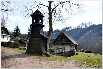 Clocher-tour à Litice.