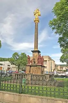 La colonne mariale.