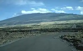 Vue du Hualālai en direction du sud-est, depuis ses plus récentes coulées de lave.