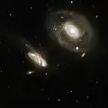 Autre version d'Arp 298 par le télescope spatial Hubble.