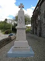 Monument aux morts« Monument aux morts d'Hubersent », sur Wikipasdecalais