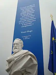 Buste de Victor Hugo.