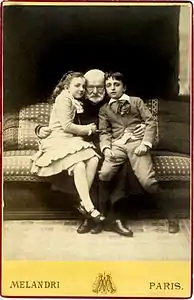 Achille Mélandri, Victor Hugo avec Georges et Jeanne (vers 1881), Guernesey, Hauteville House.