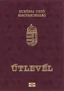 Couverture d'un passeport hongrois