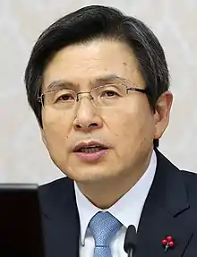Hwang Kyo-ahn(par intérim de décembre 2016 à mai 2017)