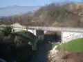 L'Hyères passant sous le Pont Saint-Charles.