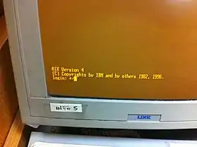 Prompt au login du système d'exploitation AIX 4 d'IBM.