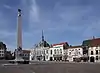 Openbare fontein met obelisk